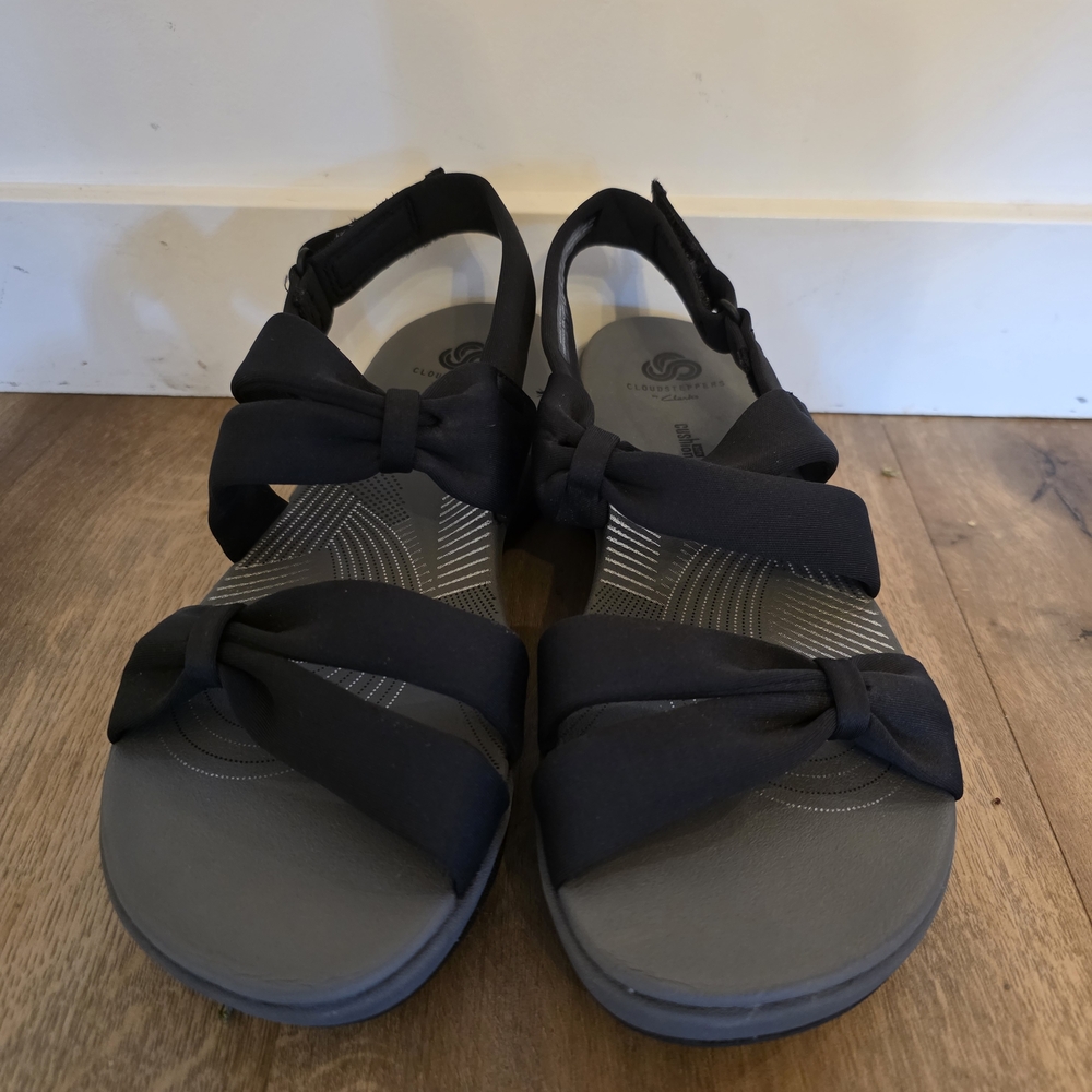 Clarks Cloudsteppers Arla Black Sandals